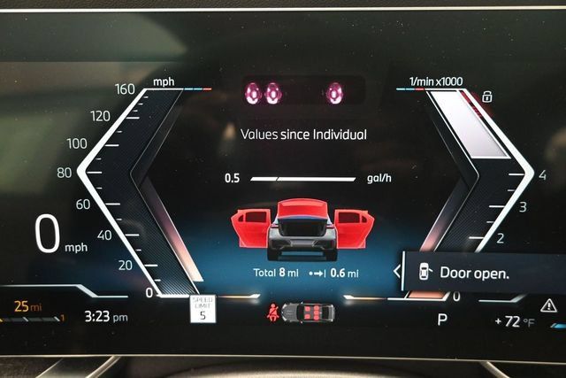 New 2026 BMW 760i xDrive AWD/4WD image 12