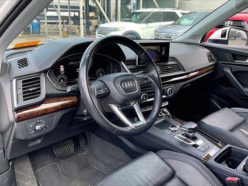 Used 2018 Audi Q5 2.0T Premium Plus w/ Premium Plus Package image 13