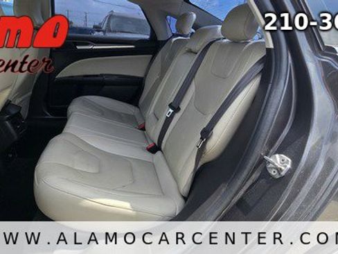 Used 2016 Ford Fusion Titanium FWD image 28