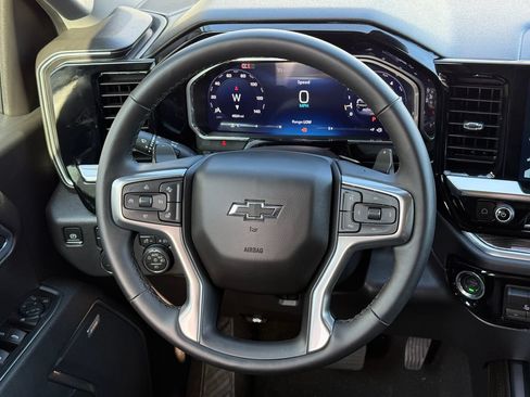 Used 2026 Chevrolet Silverado 1500 LT Trail Boss w/ LT Trail Boss Premium Package AWD/4WD image 20