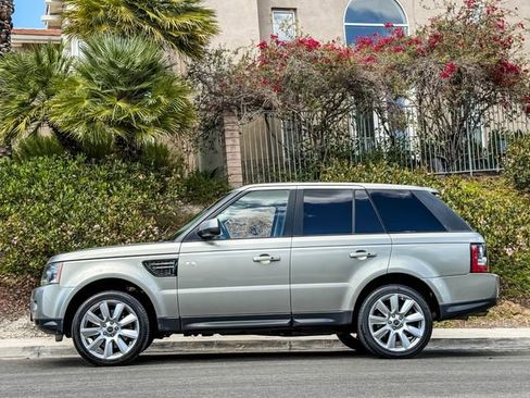 Used 2013 Land Rover Range Rover Sport HSE AWD/4WD image 16