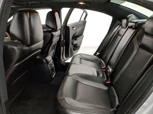 Used 2020 Dodge Charger SXT w/ Leather Interior Group RWD image 18