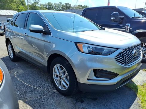 Used 2024 Ford Edge SEL AWD/4WD image 4