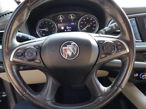 Used 2020 Buick Enclave Essence w/ Sound and Sites Package FWD image 27