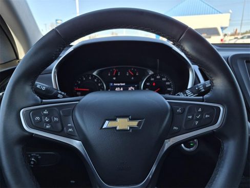 Used 2023 Chevrolet Equinox LT image 19