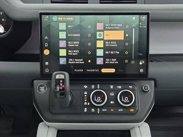 Certified 2026 Land Rover Defender 110 X-Dynamic SE AWD/4WD image 18