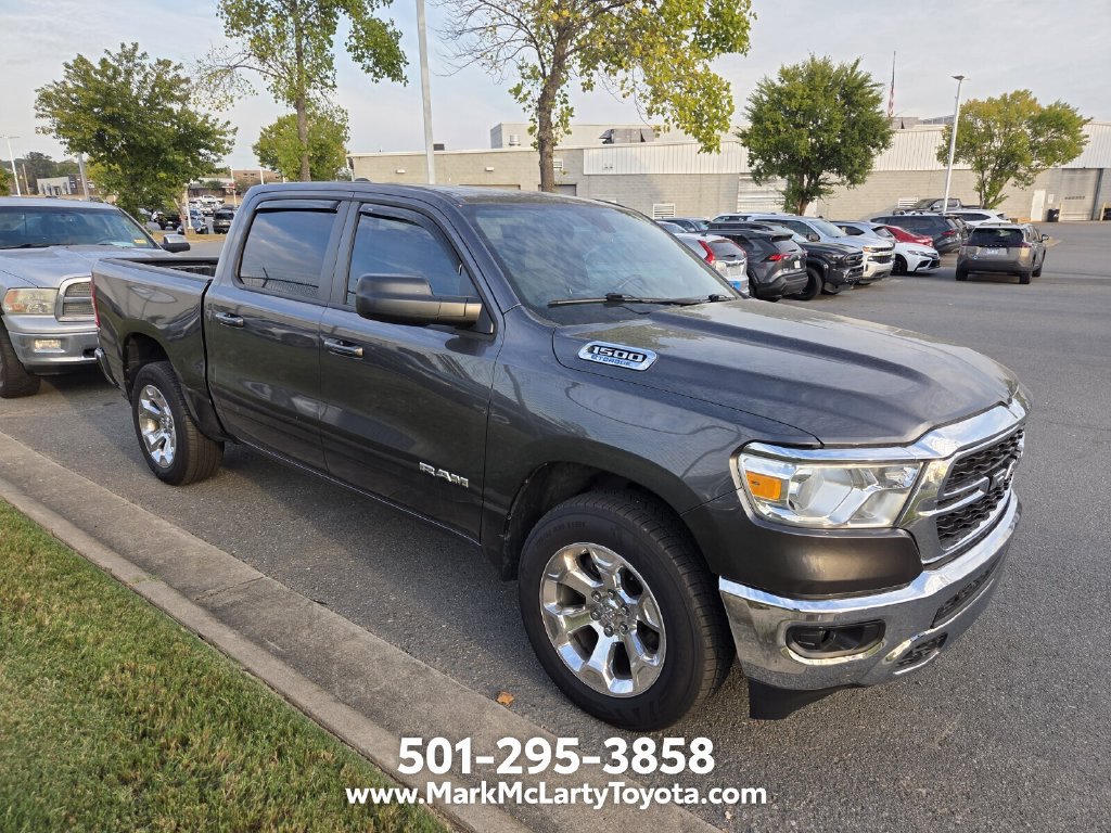 Used 2022 RAM 1500 Big Horn AWD/4WD image 3