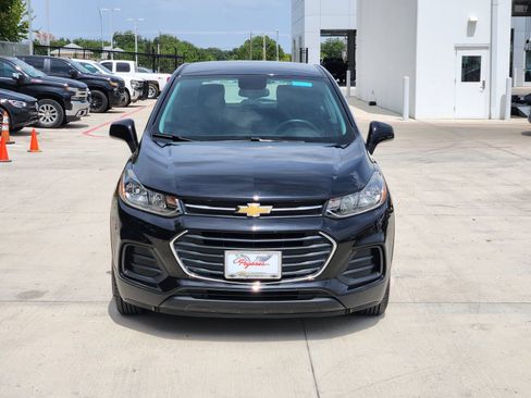Used 2021 Chevrolet Trax LS FWD image 6