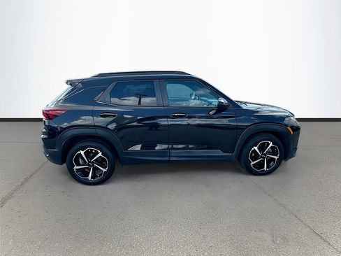 Used 2021 Chevrolet TrailBlazer RS w/ Technology Package FWD image 8