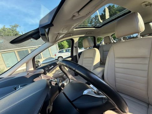 Used 2014 Ford C-MAX Energi SEL w/ Equipment Group 303A FWD image 28