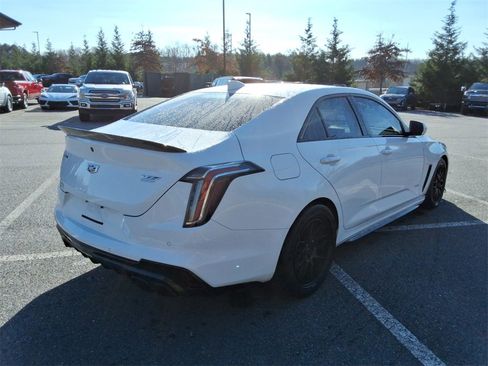 Used 2023 Cadillac CT4 V Blackwing w/ LPO, Blue Accent Package image 5