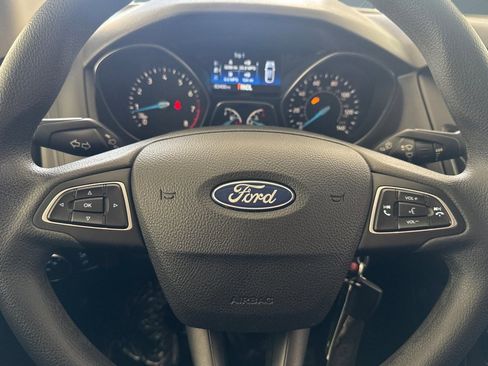 Used 2018 Ford Focus S image 15