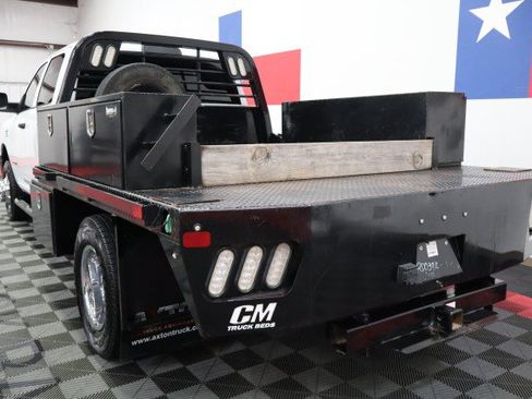 Used 2022 RAM 3500 Tradesman w/ Chrome Appearance Group AWD/4WD image 11