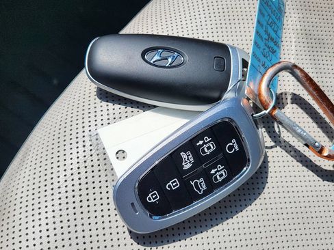 Used 2022 Hyundai Tucson Limited AWD/4WD image 27