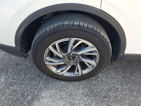 Used 2024 Lincoln Corsair FWD w/ Equipment Group 102A image 7