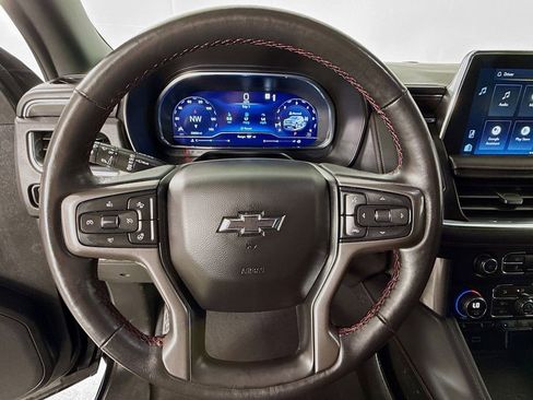 Used 2022 Chevrolet Suburban RST image 11