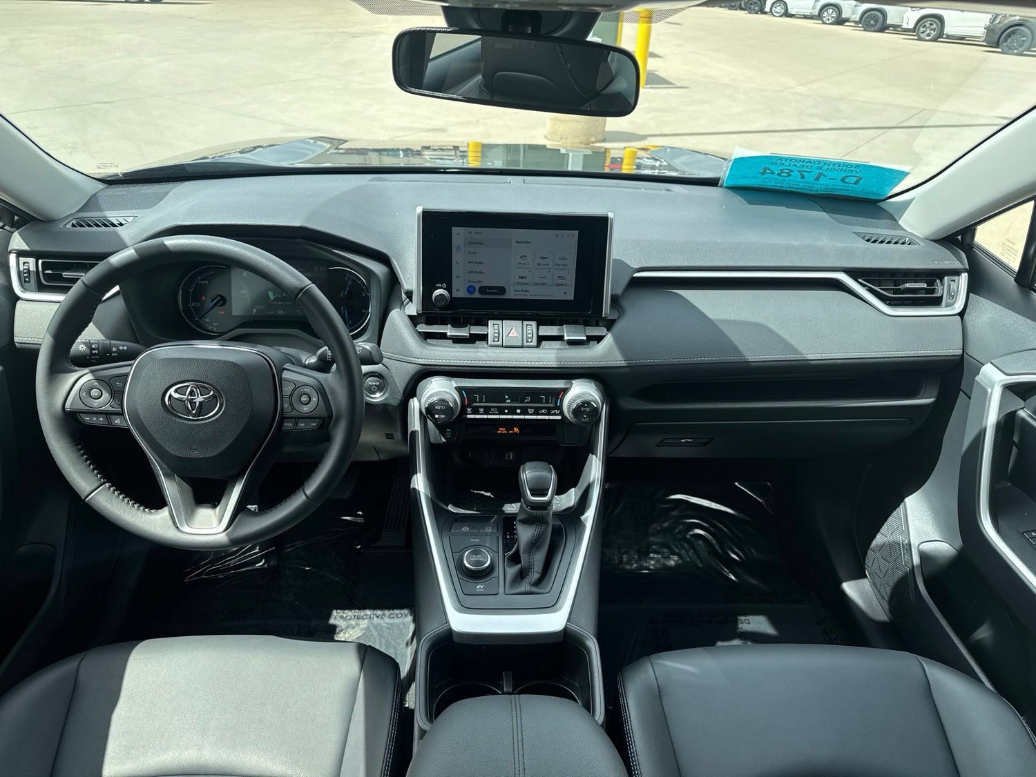 Used 2025 Toyota RAV4 XLE Premium AWD/4WD image 24