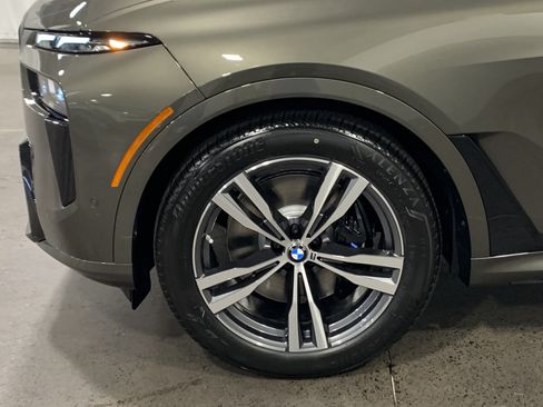 Used 2026 BMW X7 xDrive40i AWD/4WD image 10