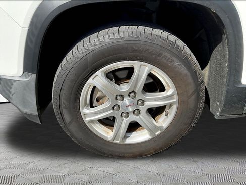 Used 2019 GMC Acadia SLE FWD image 34