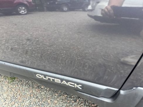Used 2015 Subaru Outback 2.5i Premium AWD/4WD image 7