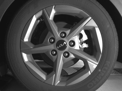 Used 2025 Kia K4 LXS FWD image 14