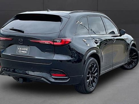 Certified 2025 MAZDA CX-70 3.3 Turbo S w/ Premium Plus AWD/4WD image 2