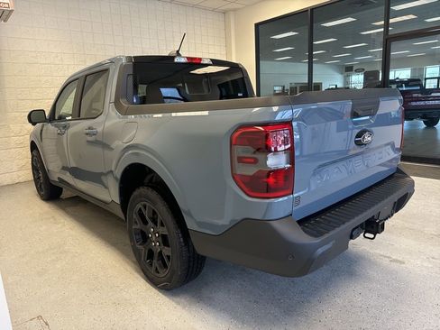 New 2026 Ford Maverick Lariat w/ Black Appearance Package image 17