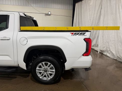 Used 2025 Toyota Tundra SR5 AWD/4WD image 12