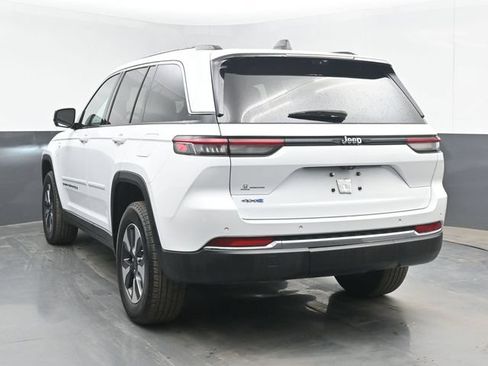 Used 2022 Jeep Grand Cherokee Limited 4xe w/ Luxury Tech Group II AWD/4WD image 7
