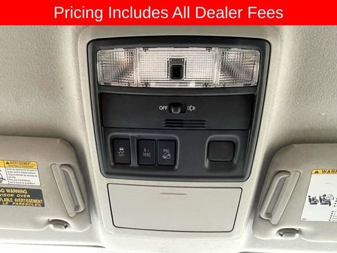 Used 2019 Toyota 4Runner SR5 AWD/4WD image 31