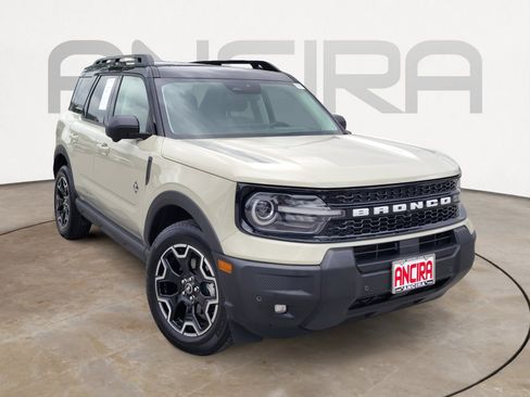 Used 2025 Ford Bronco Sport Outer Banks w/ Outer Banks Tech Package+ AWD/4WD image 6