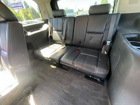 Used 2012 Chevrolet Tahoe LT w/ Luxury Package AWD/4WD image 16