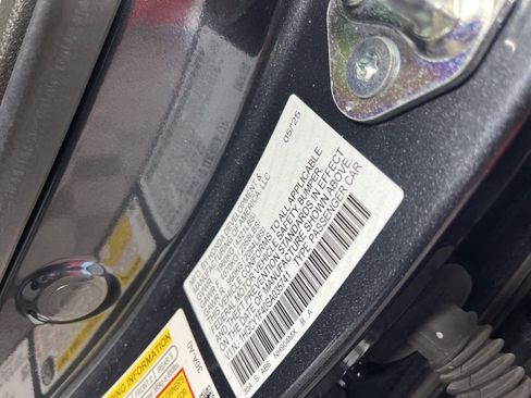 Certified 2025 Honda Accord SE image 32