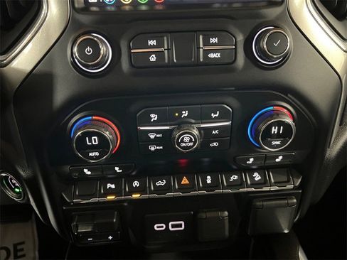 Used 2021 Chevrolet Silverado 1500 LT Trail Boss image 33
