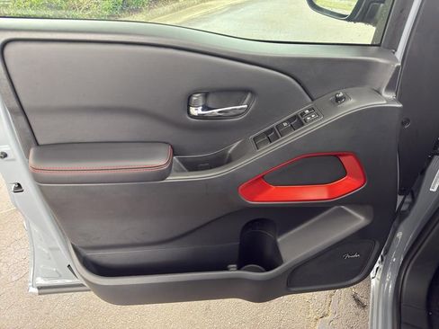 New 2025 Nissan Frontier PRO-4X w/ Pro Premium Package image 18