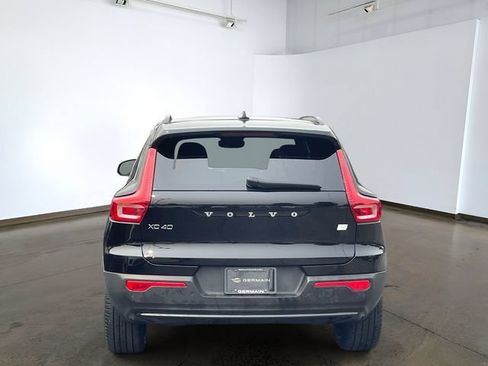 Used 2023 Volvo XC40 Recharge Plus AWD/4WD image 6