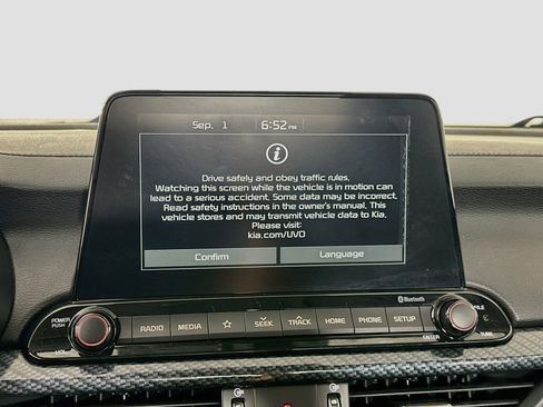 Used 2020 Kia Forte LXS FWD image 19