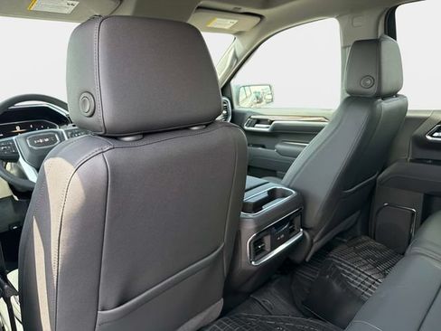 New 2026 GMC Sierra 1500 Elevation w/ Elevation Premium Package AWD/4WD image 13