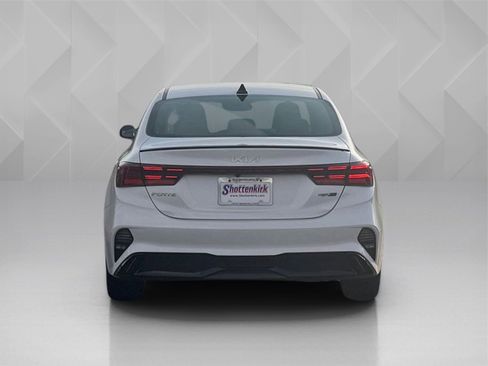 Used 2022 Kia Forte GT-Line image 6