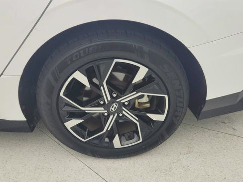 Used 2025 Hyundai Sonata SEL FWD image 25