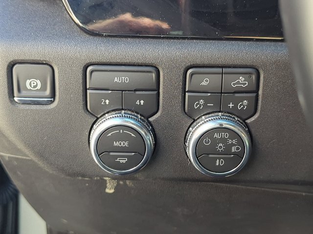 Used 2026 GMC Sierra 1500 SLT AWD/4WD image 24
