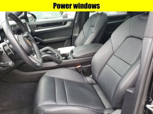 Used 2024 Porsche Cayenne image 25