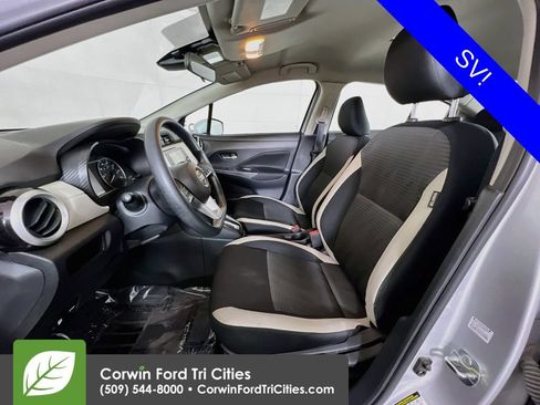 Used 2022 Nissan Versa SV FWD image 23
