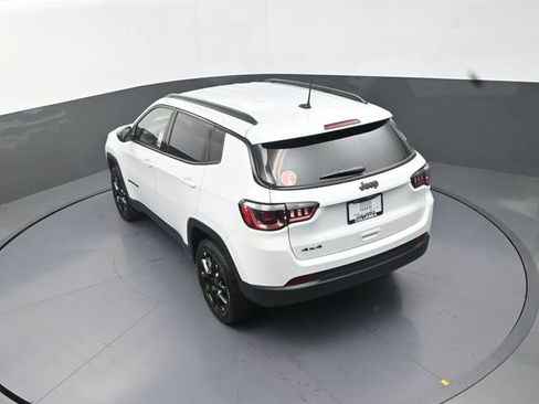 New 2026 Jeep Compass Latitude AWD/4WD image 15