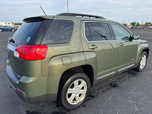 Used 2015 GMC Terrain SLE w/ Convenience Package AWD/4WD image 4