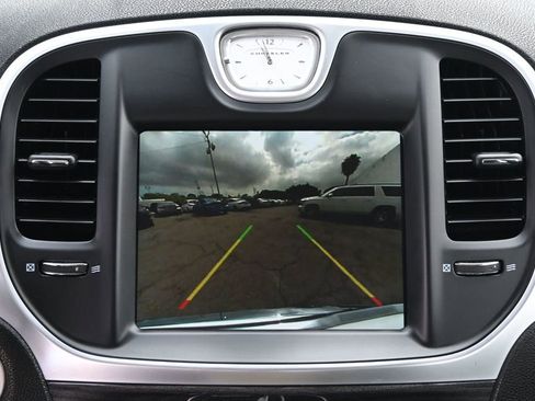 Used 2020 Chrysler 300 Touring L w/ Quick Order Package 2EF image 12