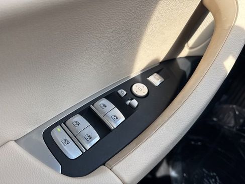 Used 2024 BMW X3 xDrive30i w/ Premium Package w/ZPA image 17