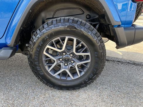 Used 2024 Jeep Wrangler Sahara w/ Safety Group image 49