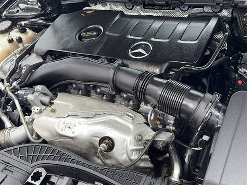 Used 2021 Mercedes-Benz GLB 250 w/ Premium Package image 55