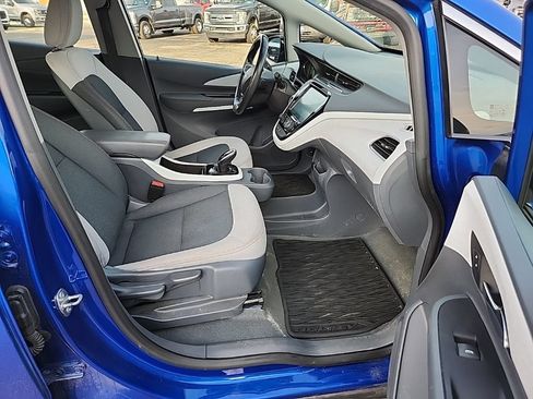 Used 2020 Chevrolet Bolt LT FWD image 31